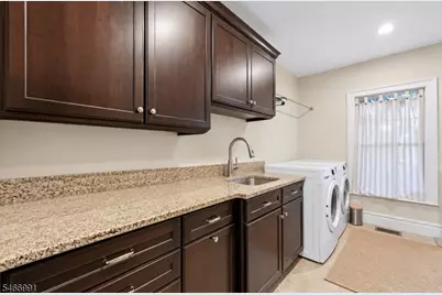 13 Tannery Ln #A, Roseland, NJ 07068 - Photo 17