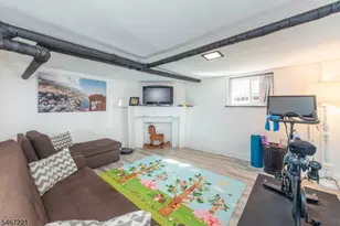 327 Orange Rd, Montclair, NJ 07042 - Photo 15