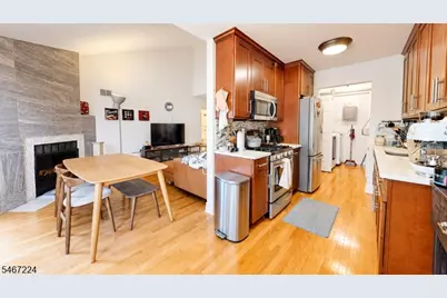 333 Liberty St #14, Little Ferry, NJ 07643 - Photo 5