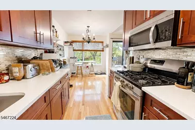 333 Liberty St #14, Little Ferry, NJ 07643 - Photo 3