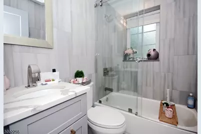 2 Woodlawn Ave, Green Brook Township, NJ 08812 - Photo 15