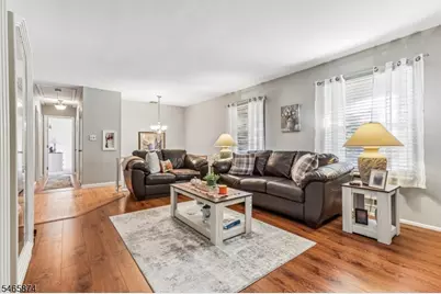 12 Mirror Pl, Jefferson Township, NJ 07438 - Photo 5