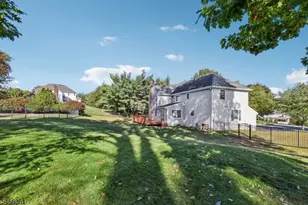 6 Lauren Ct, Wayne, NJ 07470 - Photo 39