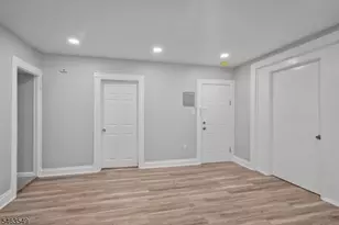 196 Smith St, Newark, NJ 07106 - Photo 19