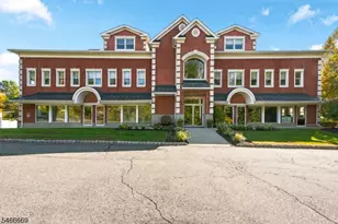 28 Bowling Green Pkwy 2A, Jefferson Township, NJ 07849 - Photo 1