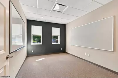 28 Bowling Green Pkwy 2A, Jefferson Township, NJ 07849 - Photo 7
