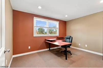 28 Bowling Green Pkwy 3Ab, Jefferson Township, NJ 07849 - Photo 5