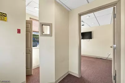 28 Bowling Green Pkwy, Jefferson Township, NJ 07849 - Photo 15