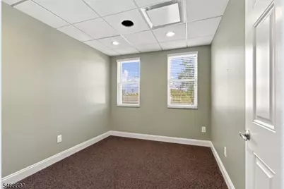 28 Bowling Green Pkwy, Jefferson Township, NJ 07849 - Photo 17