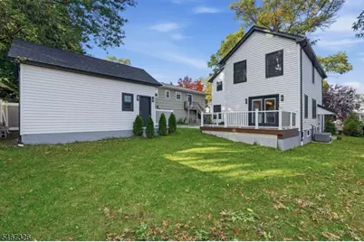 52 Pine St, Millburn, NJ 07041 - Photo 11