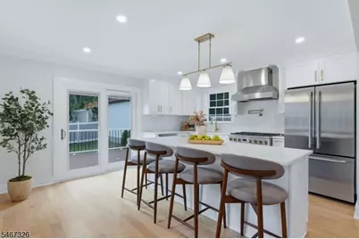 52 Pine St, Millburn, NJ 07041 - Photo 3