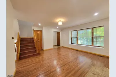 85 Falls Bridge Dr #85, Totowa, NJ 07512 - Photo 7