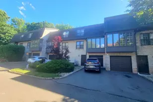 85 Falls Bridge Dr, Totowa, NJ 07512 - Photo 3