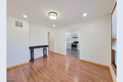 85 Falls Bridge Dr #85, Totowa, NJ 07512 - Photo 9