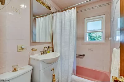 13 Graham Pl, Wanaque, NJ 07465 - Photo 9