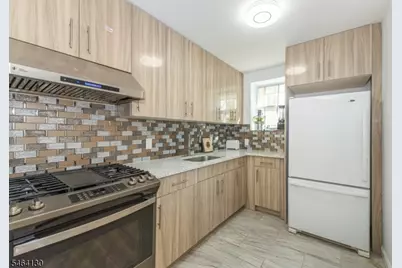 25 Sunset Ter, Wayne, NJ 07470 - Photo 21