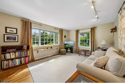 43 Miele Pl, Summit, NJ 07901 - Photo 3