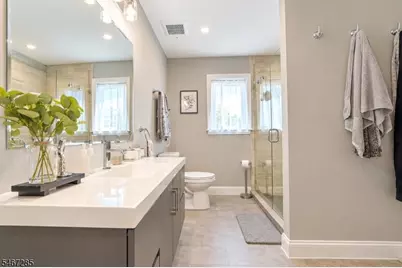 675 Pierpont St, Rahway, NJ 07065 - Photo 39