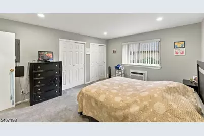 164 Diamond Bridge Ave #9, Hawthorne, NJ 07506 - Photo 11
