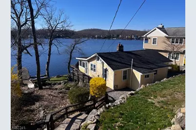 25 Meteor Trl, Byram Township, NJ 07821 - Photo 23