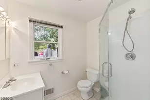 109 Meadowbrook Rd, Randolph Township, NJ 07869 - Photo 21