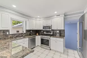 109 Meadowbrook Rd, Randolph Township, NJ 07869 - Photo 15