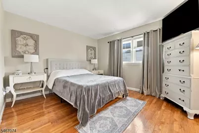 91 Laurel St, Ridgefield, NJ 07660 - Photo 11