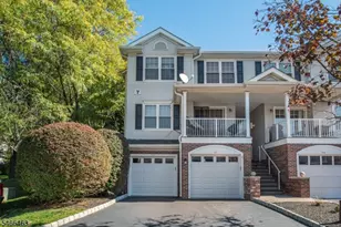 702 Buckland Ct, Denville, NJ 07834 - Photo 1