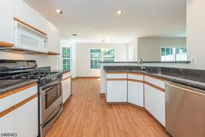702 Buckland Court, Denville, NJ 07834 - Photo 9