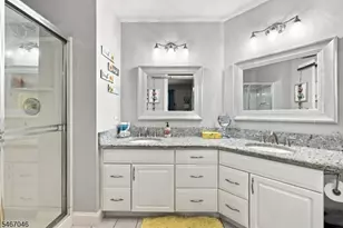 2 Rainier Ct, Allamuchy Township, NJ 07840 - Photo 23