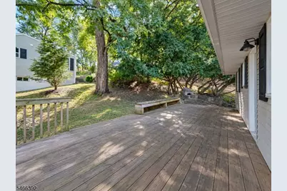15 Hillside Ave, Hopatcong, NJ 07843 - Photo 17