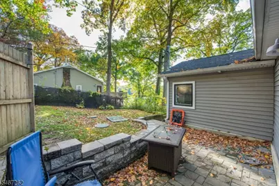 105 Wildwood Rd, Jefferson Township, NJ 07438 - Photo 33