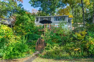 105 Wildwood Rd, Jefferson Township, NJ 07438 - Photo 31