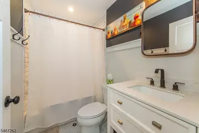 105 Wildwood Rd, Jefferson Township, NJ 07438 - Photo 15