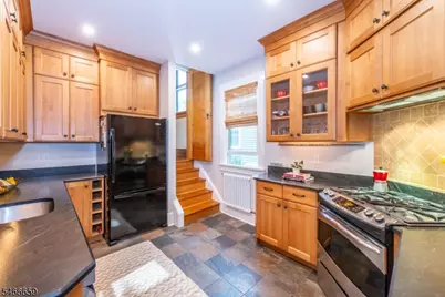 55 High St, Glen Ridge, NJ 07028 - Photo 13