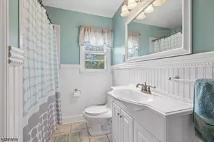 320 Garretson Rd, Bridgewater, NJ 08807 - Photo 23