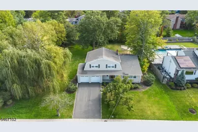 238 Saint Cloud Ave, West Orange Township, NJ 07052 - Photo 3