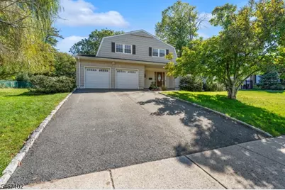 238 Saint Cloud Ave, West Orange Township, NJ 07052 - Photo 1