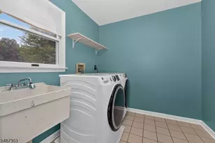 19 Jocelyn Ct, Lebanon Township, NJ 08827 - Photo 13