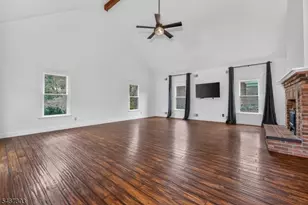 19 Jocelyn Ct, Lebanon Township, NJ 08827 - Photo 15