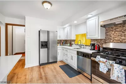 28 Florida St, Maplewood, NJ 07040 - Photo 11