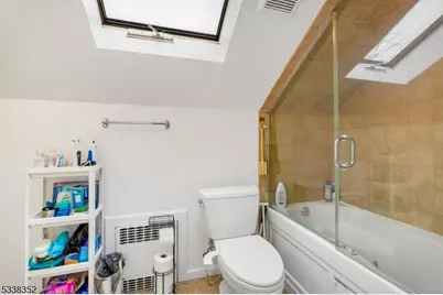 28 Florida St, Maplewood, NJ 07040 - Photo 19