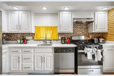 28 Florida St, Maplewood, NJ 07040 - Photo 9