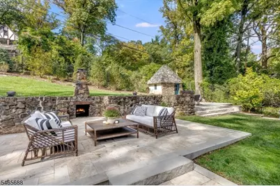 310 Highland Ave, Montclair, NJ 07043 - Photo 39