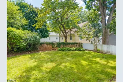 326 Rea Ave, Hawthorne, NJ 07506 - Photo 7