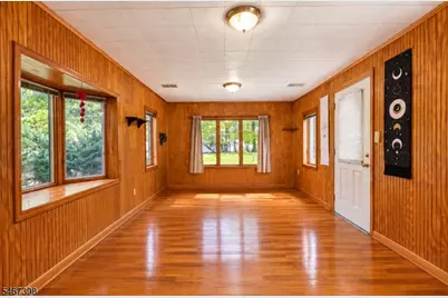 24 Countryside Dr, Livingston, NJ 07039 - Photo 5