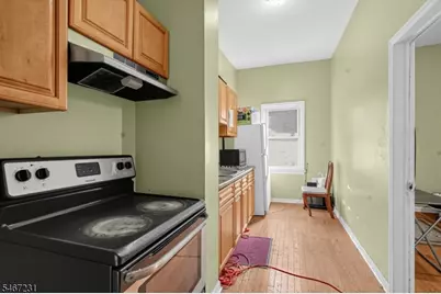 5456 Osborne Ter, Newark, NJ 07108 - Photo 11