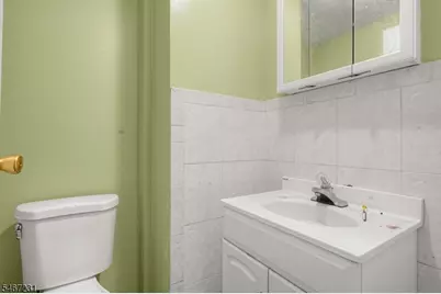 5456 Osborne Ter, Newark, NJ 07108 - Photo 25