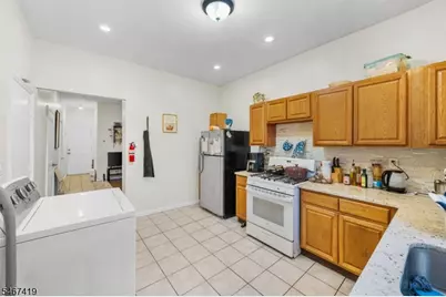 30 N 11th St, Newark, NJ 07107 - Photo 7