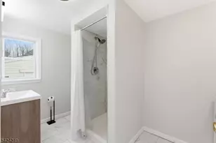129 Willow Ave, Aberdeen Township, NJ 07747 - Photo 23